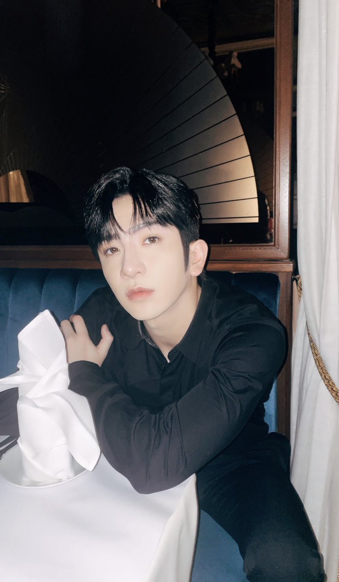 lolotinggg's tweet photo. 🖤🤍

#앤슨 #앤슨로 #로한정 #미러 #Anson #AnsonLo #Mirror #mirrorweare #盧瀚霆 #教主 #神徒 #sontos https://t.co/EVghYlfhAW