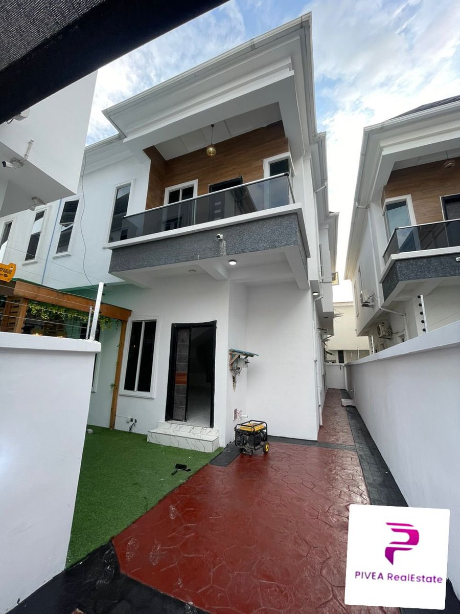 Pivearealestate's tweet photo. 4BEDROOM SEMI DETACHED DUPLEX FOR SALE

Amenities: 
- [ ] Fitted Kitchen 
- [ ] POP Ceiling 
- [ ] Detailed finishing 
- [ ] Wardrobes 
- [ ] Jacuzzi 
- [ ] CCTV 
- [ ] Gas cooker 
- [ ] Water Heater
- [ ] Heat extractor
- [ ] Bq 
 
📍Location: ORCHID LEKKI 🇳🇬 

Price: 75M https://t.co/73UTkIzMR9