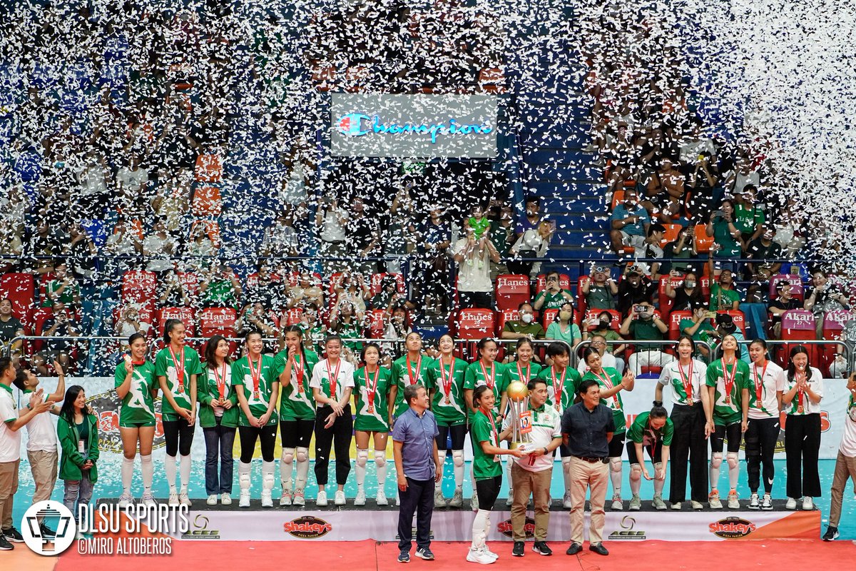 greenbloodedts's tweet photo. GREEN BLOODED! 🏹💚🏆🥇
📷 DLSU Sports
#AN1MO #SSL2023 #AnimoPride #Champions #AnimoLaSalle #GreenBlooded https://t.co/fwaomiIIEw