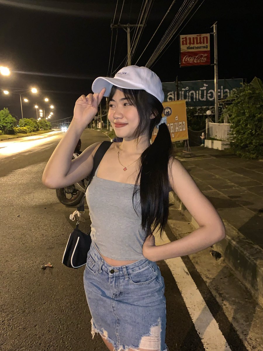 kamlimart's tweet photo. ถ้าการอกหักคือกีฬา เรานี่เเหละชนะเลิศ😓 https://t.co/reMhVN24jL