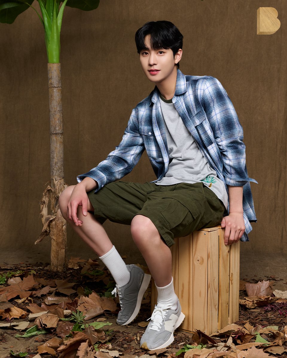 Prepare for a style that'll turn heads and steal hearts! From the city streets to the wilderness, this #AhnHyoSeop's adaptable look has you covered!🌆 Polo (ILC0145) P1199.75 Shirt (ITO0333) P599.75 Shorts (ISW1582) P799.75 #BENCHxAHNHYOSEOP #GlobalBENCHSetter #BENCHCamperLife