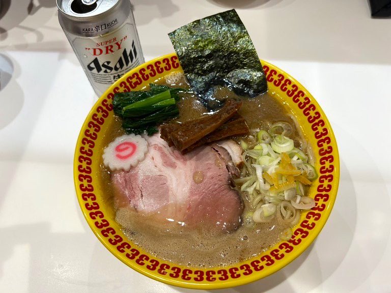 TOSHIOGAMI's tweet photo. あの究極コラボに密着した動画、近日中に出せそうです✨

告知無しで急にアップするかもなので、どうぞチャンネル登録をしてお待ちください🍜🙇‍♂️

としおのおいしいものチャンネル
↓
https://t.co/vHPknBmH37

#三浦家
#中華蕎麦とみ田 https://t.co/aVSgy7k5Ec