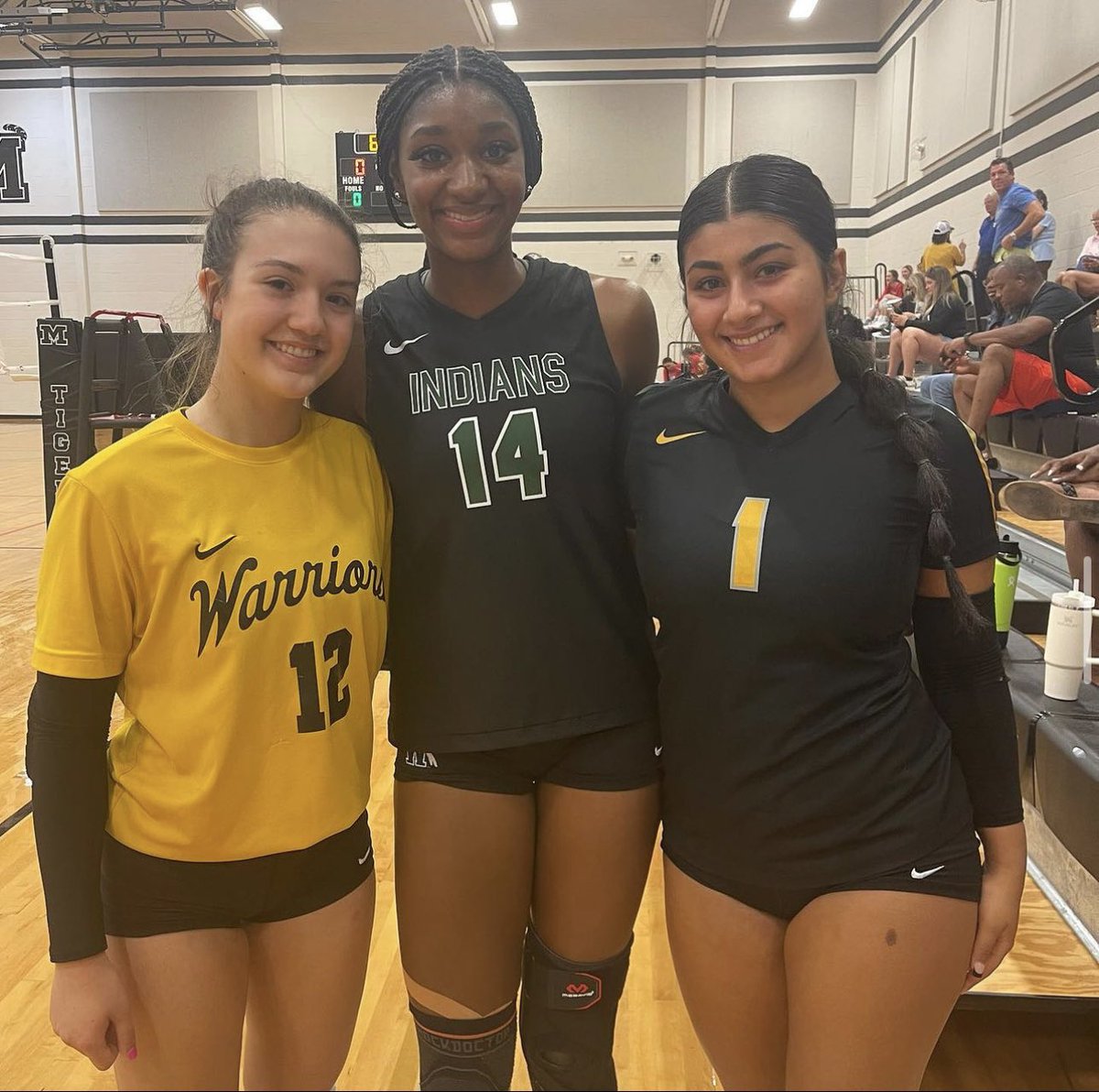 Lots of great completion this weekend at  the Mansfield Tournament!💛🖤💛 Thank you <a href="/VBallrecruiter/">Kara Hill</a> for the mention!! #GoWarriors <a href="/Memorial_VB/">Memorial Volleyball</a> <a href="/TAVVolleyball/">TX Advantage VB</a> <a href="/vballphil/">Christine Phillips</a>
