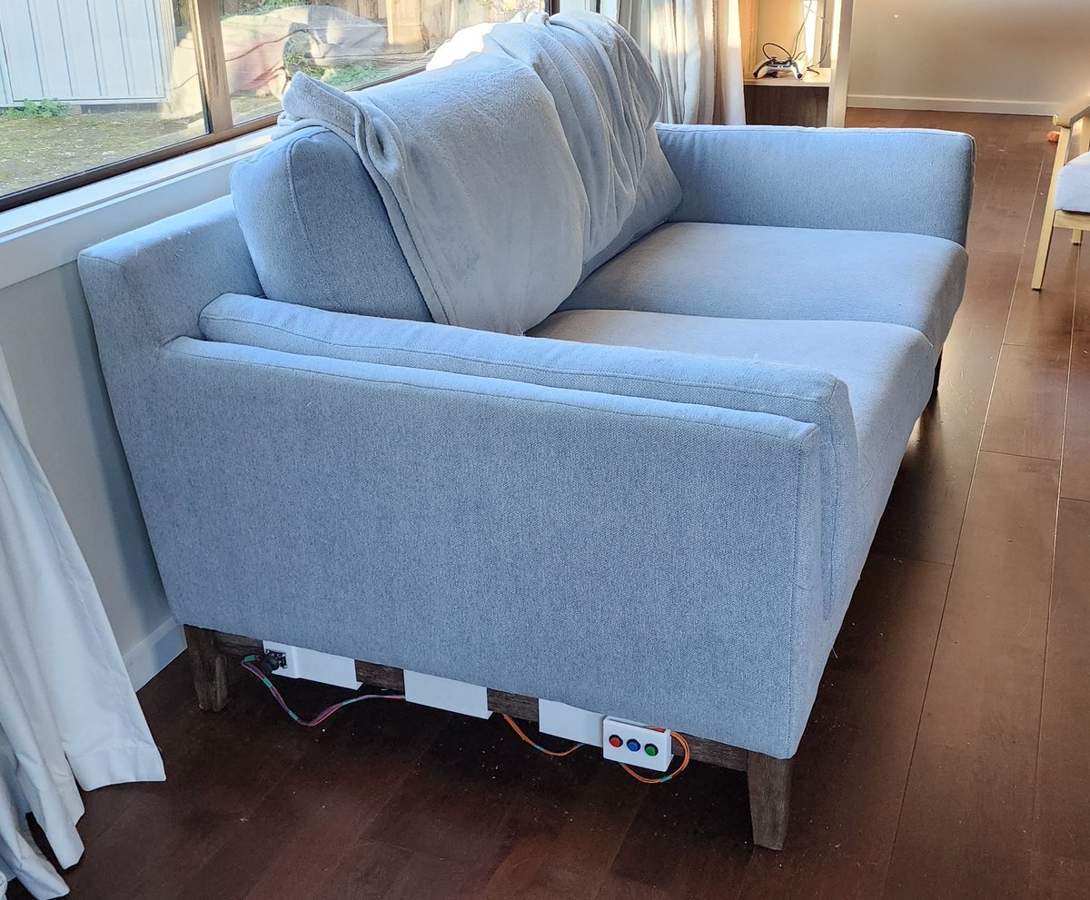 Rudeism (@rudeism) on Twitter photo So the new <a href="/MovingOutGame/">Moving Out 2 📦 OUT NOW!</a> releases tomorrow! The devs reached out to ask if I'd be keen to do a #sponsored controller build for launch day
This is my 2 player couchtroller. It only works when lifted off the ground
Tomorrow night is going to be a great stream 😂 So the new <a href="/MovingOutGame/">Moving Out 2 📦 OUT NOW!</a> releases tomorrow! The devs reached out to ask if I'd be keen to do a #sponsored controller build for launch day
This is my 2 player couchtroller. It only works when lifted off the ground
Tomorrow night is going to be a great stream 😂