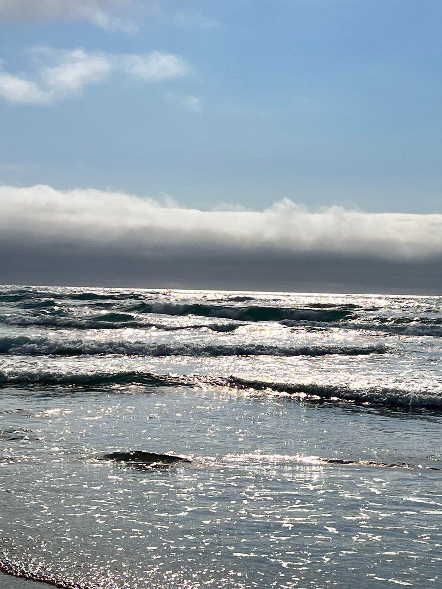 wave to earth