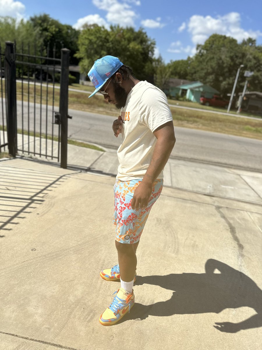 TurtleRocky's tweet photo. #Houston https://t.co/ohVmuwPC9V