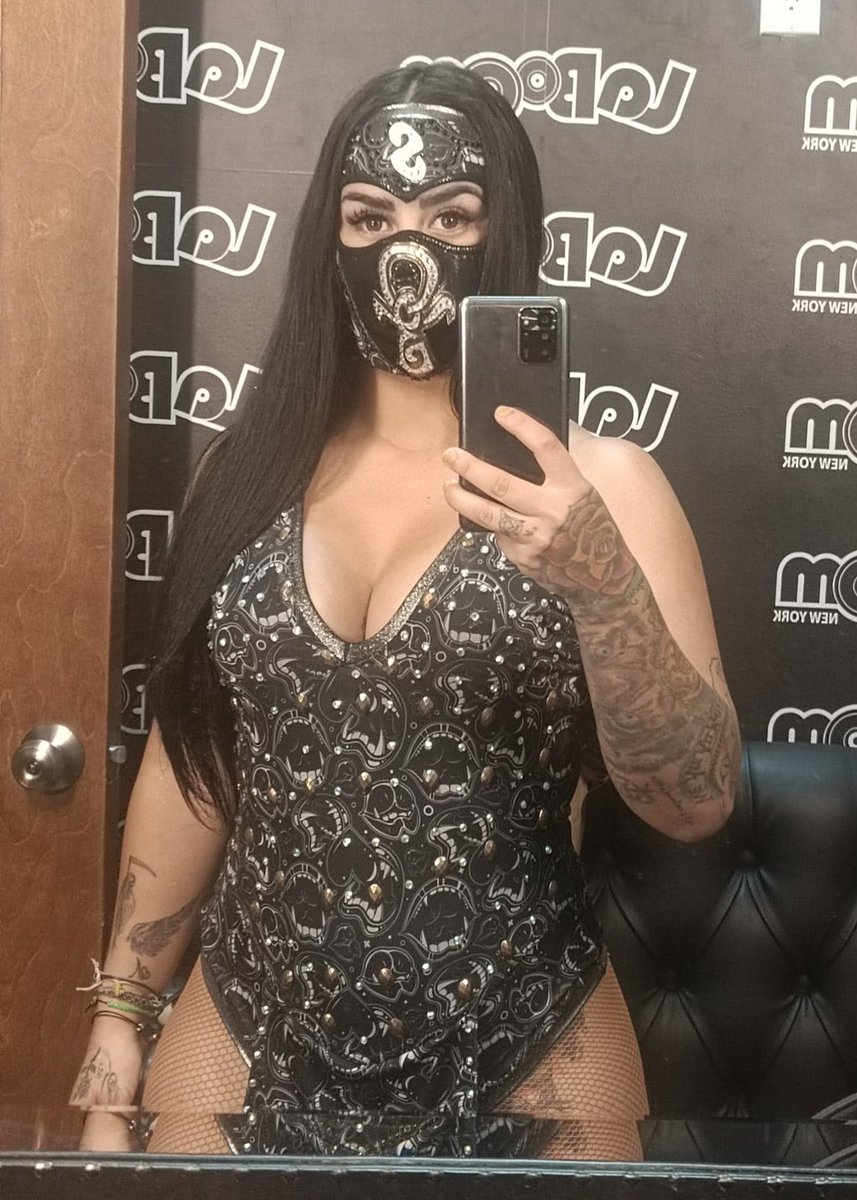 r1ngone's tweet photo. Lady Shani, una de las luchadoras más exitosas, reconocidas e importantes en la era reciente de la Lucha Libre @LadyShaniAAA #LosÍdolosDelRing #EstrellasLuchadoras #LadyShani #LuchaLibre https://t.co/OWRc4MnHV9