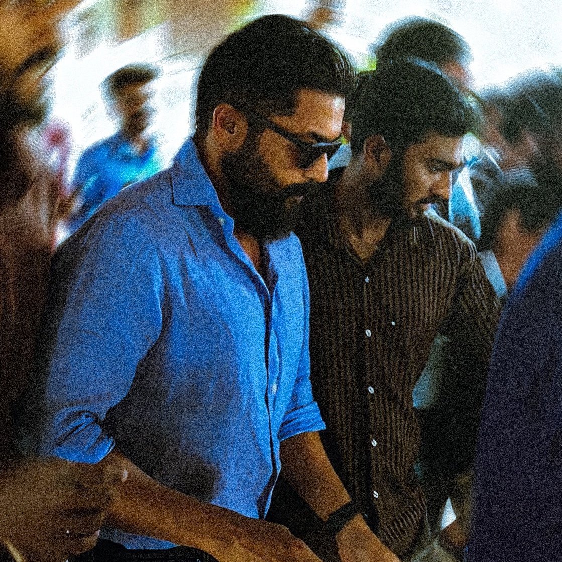 Vishnusuriyatcr's tweet photo. •  My Singam 😘❤️

@Suriya_offl Anna ❤️🥰

 I will never stop being crazy about you because of your love and care.

@singamgroup8 | @Aari_Offl @rajsekarpandian @Ravikumartcr | #Kanguva https://t.co/UPAosoSGTH