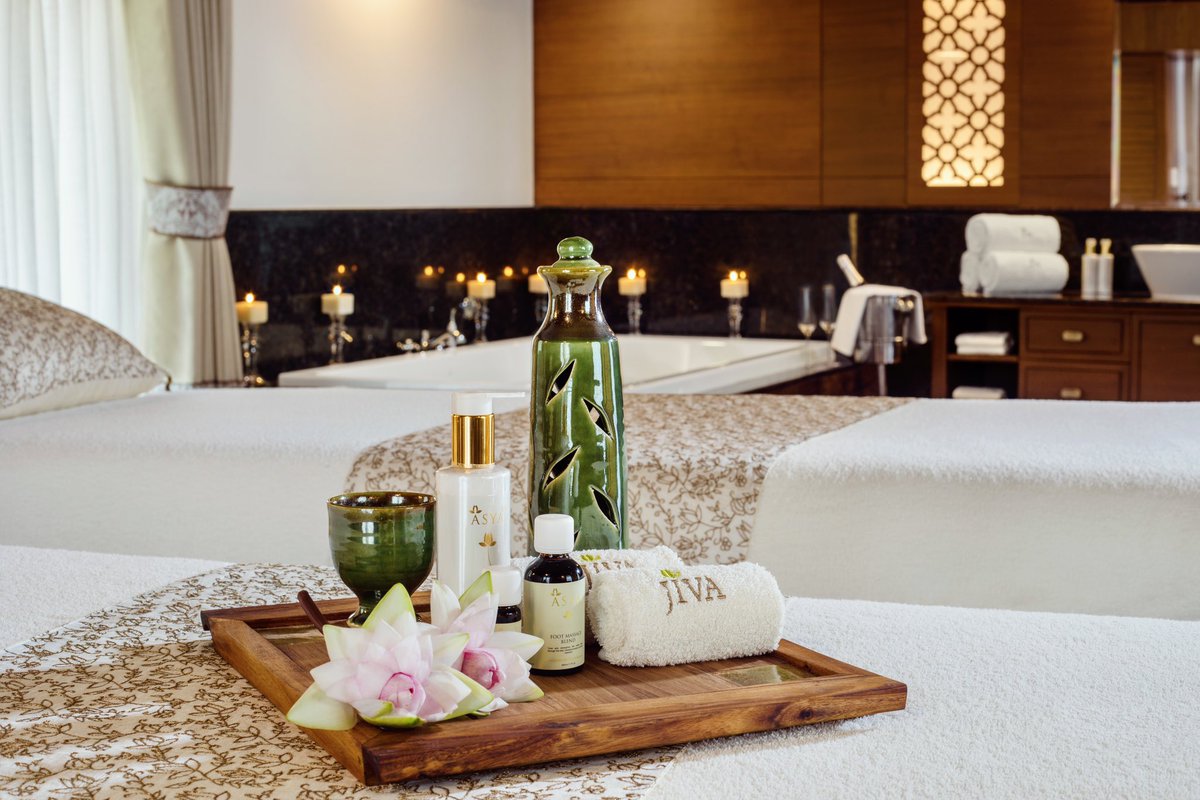 TajviewAgra's tweet photo. Embark on a journey to serenity at Jiva Spa, Tajview Agra. Let the world fade as our skilled therapists guide you to blissful surrender through rejuvenating treatments.
#JivaSpa #TajviewAgra #BlissfulRetreat #Wellness #WeekendRetreat #Agra #IndependenceDay #IDay #AgraHotels https://t.co/GlLXbpVRFJ