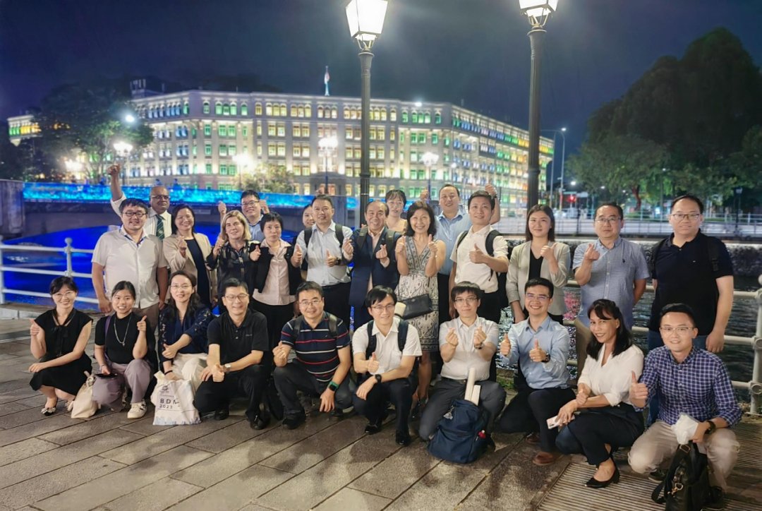 IJB_ASP's tweet image. After #BDMC 2023, Prof. Chee Kai Chua, Editor-in-Chief of IJB, led the Associate Editors, and members of the Editorial Board to discuss the future development of #IJB and to plan the work of the journal's Editorial Board.

@liliangouyang 
#Conference #Biomaterials