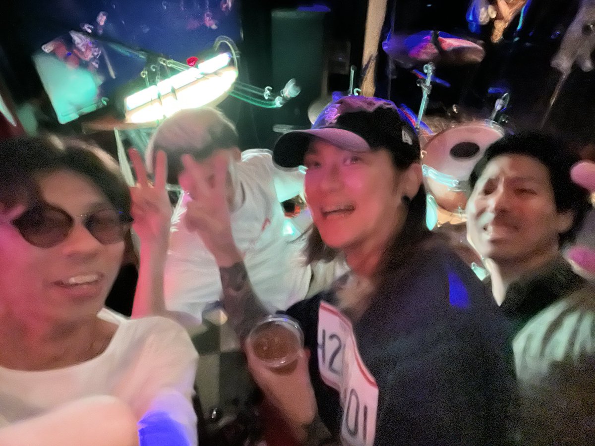 hiroto90420701's tweet photo. 昨日のライブ中の写真🤳
ぼくの携帯で撮ってんの今気づきました笑笑 https://t.co/SCreGKDRTZ