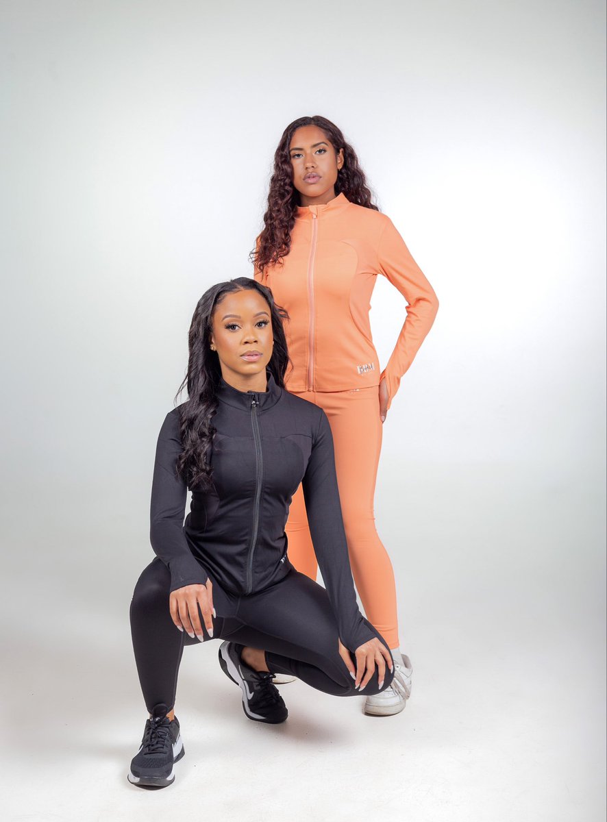 Bodiedbymel's tweet photo. Premium gym wear made for you. A combination of breathable, sweat wicking, antibacterial and lightweight fabrics I present to you the RUTH set. Our website is live. Shop the RUTH set now. 

https://t.co/5CjXXlUN8R 

#gymwear #MissSA2023 #Natasha #gert #athleisure https://t.co/5hCiV2H6qz
