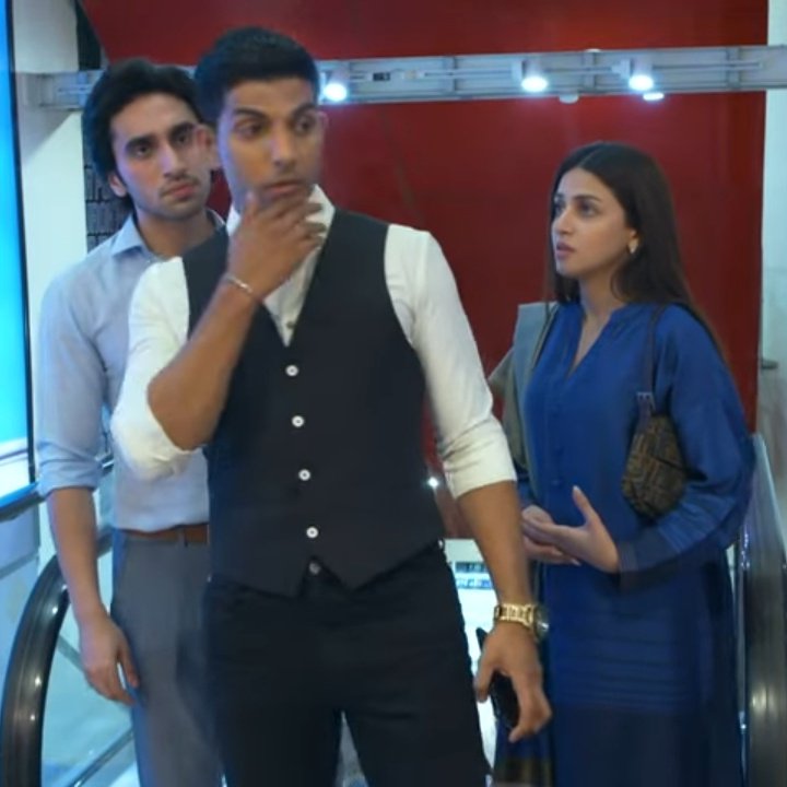 Jiaharrington's tweet photo. #sirftum
Hamza being always the third wheel, the forth zabrdasti ka wheel entering in the next epi 🤦🤦 https://t.co/b1eTelj89S