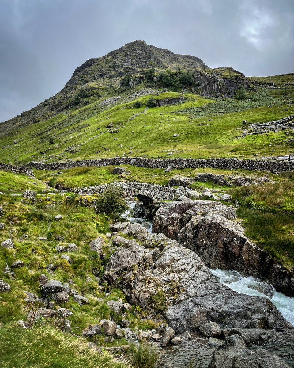 Stockley Bridge at the head of Borrowdale, with Seathwaite Fell behind. 

#StockleyBridge #Seathwaite #Borrowdale #LakeDistrict #thelakes #visitengland #mountains #hiking #adventure #getoutside #scenery #wainwrights