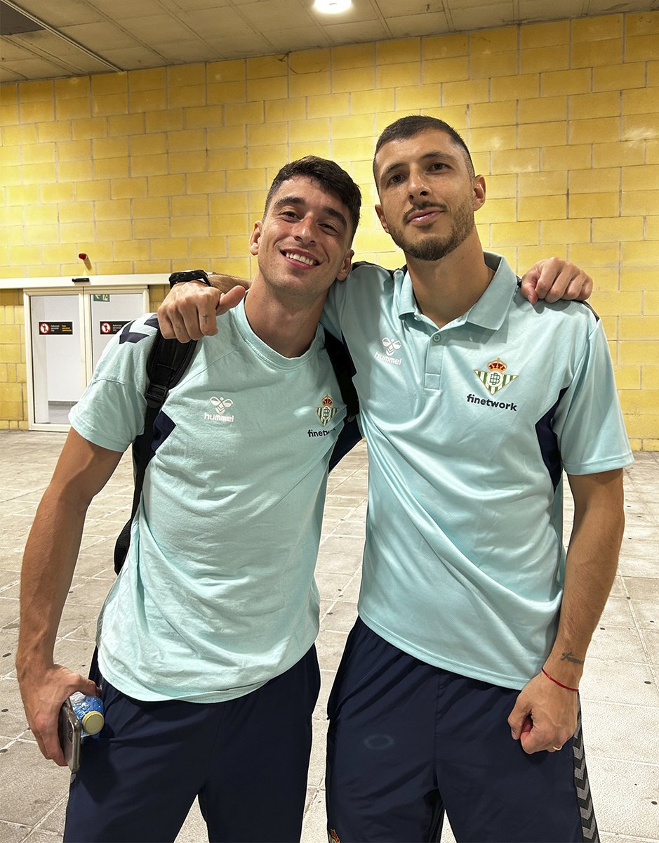 RealBetis's tweet photo. 𝕰𝖖𝖚𝖎𝖑𝖎𝖇𝖗𝖎𝖔. https://t.co/6wc0xvLUG7