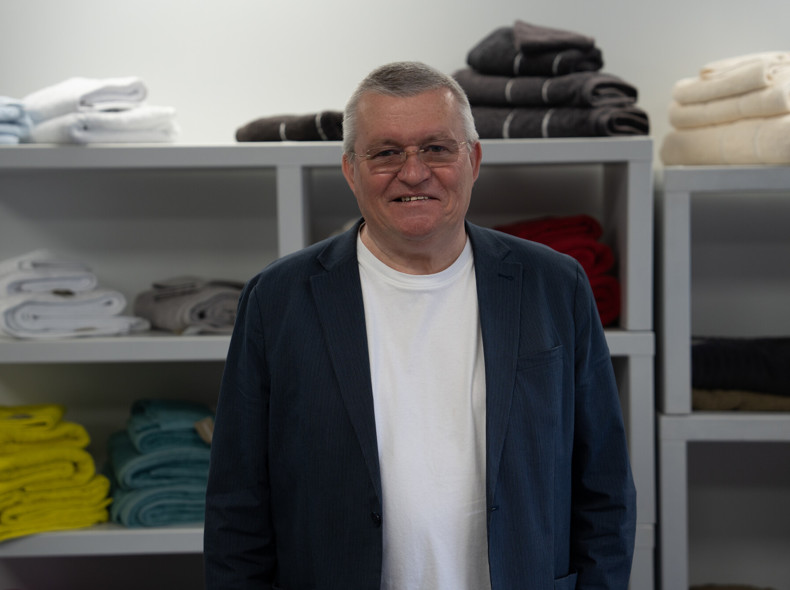 FSB_Wales's tweet image. 🚨 New FSB Member Story alert!🚨 

Discover the story behind Bursali Towels (UK) Ltd, as owner Steve Vallendar takes us on a captivating tour of their factory in Pontypridd. 🏭🚀 #FSBMemberStories #Bathrobes #TowelingProducts

go.fsb.org.uk/43Uz5cX