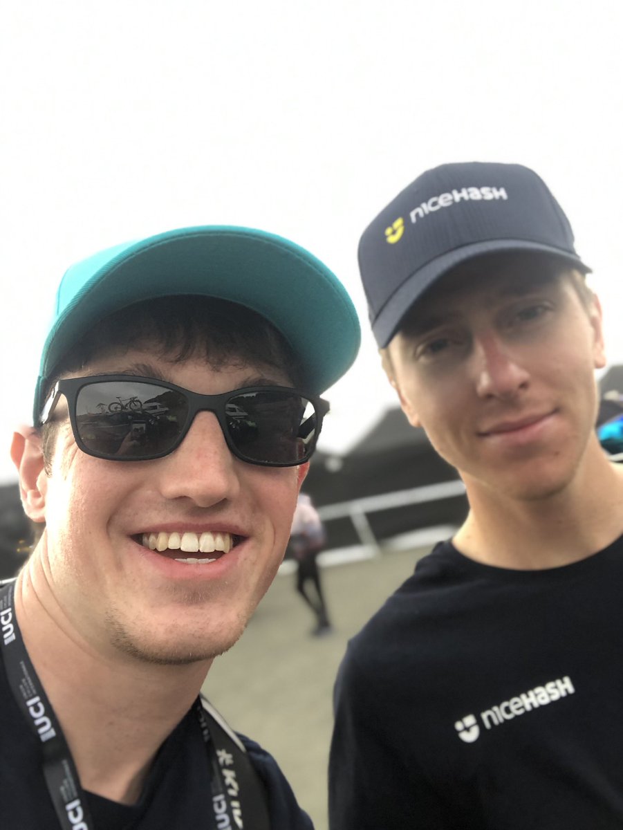 11 Years ago I fell in love with cycling after watching Wiggins win Yellow 🟡

The UCIs just confirmed how special this sport truly is 🌈

It was a privilege to volunteer and spectate on the very same streets I ride 🙌🏼 

#GlasgowScotland2023