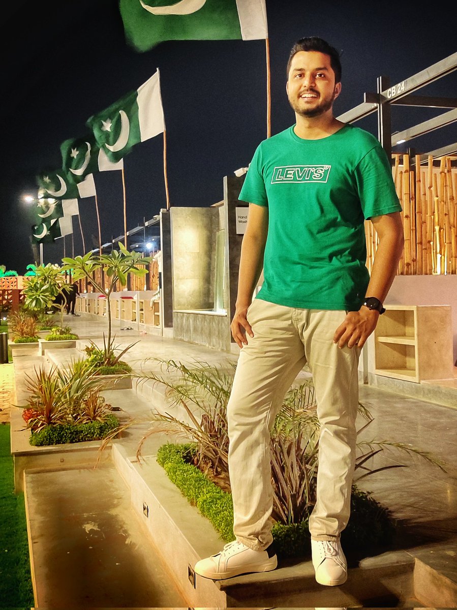 nooruddinqur's tweet photo. تمام باقیاتِ اہلیانِ وطن کو، بنا احساسِ آزادی، جشنِ آزادی مبارک ہو 🇵🇰 https://t.co/hjnQOXtT2q