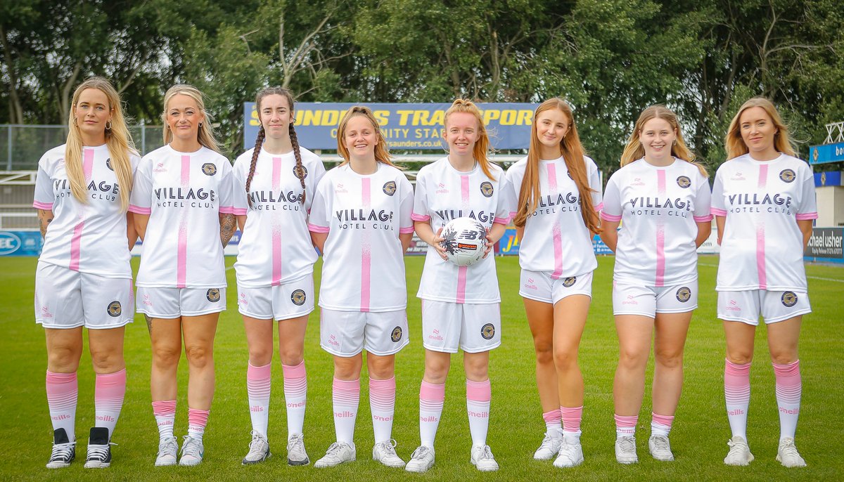 FarnboroughFCW's tweet photo. Starting in Style 💛💙

We are delighted to reveal our home and away kits for the upcoming season and would like to thank @Village_Hotels Farnborough for their support and sponsorship.

@FarnboroughFC @FFC_Comm_Trust https://t.co/US5WRvJmq7