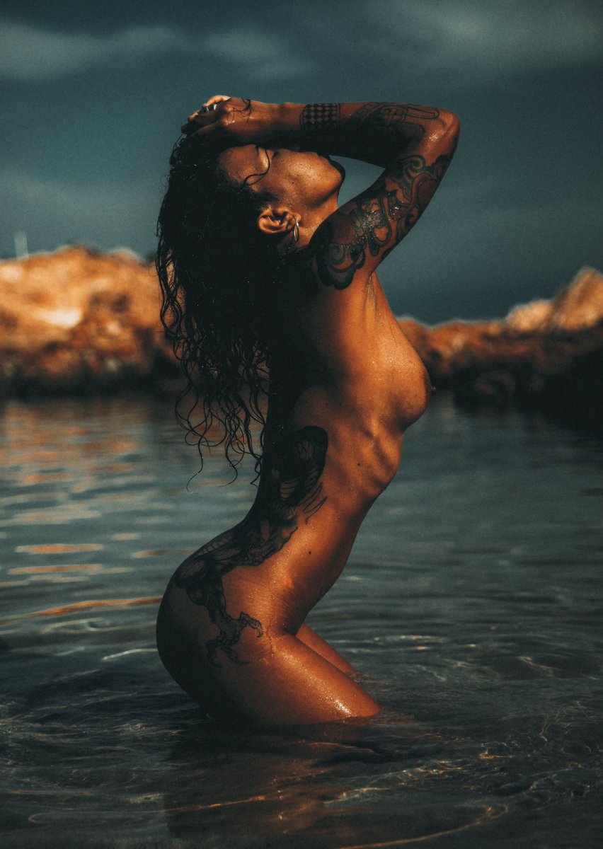 ThomasAgatz's tweet photo. My amazing girlfriend ❤️ shot at Menorca 🇪🇸 https://t.co/E5QZ083Rrg