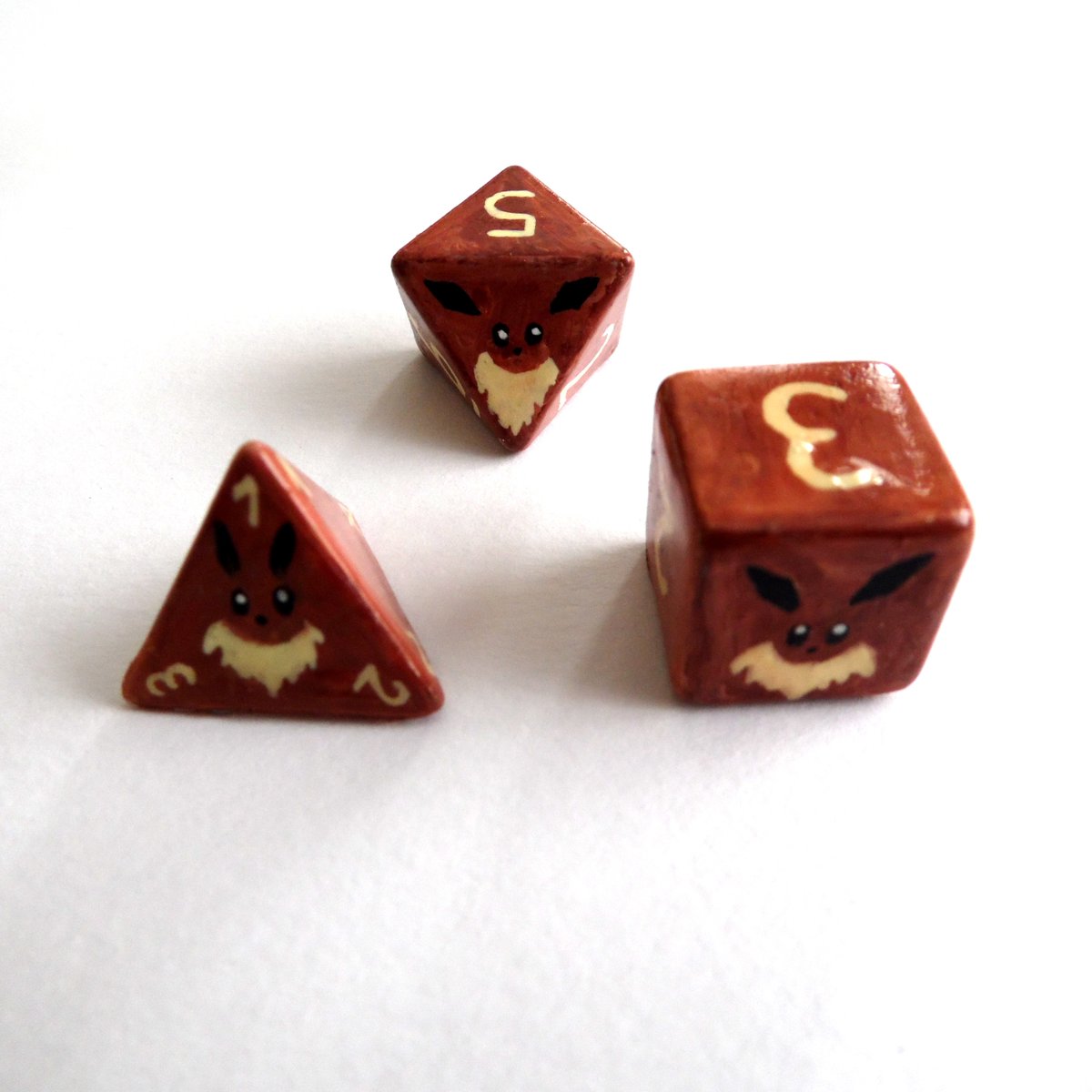 Slimritter's tweet image. #eevee #normaltypepokemon #normaltype #normal #pokemon #dice