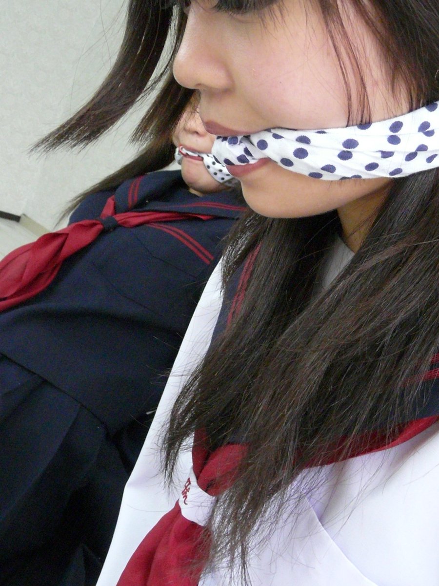 socks_gag's tweet photo. https://t.co/ZmLqPkmy6C
