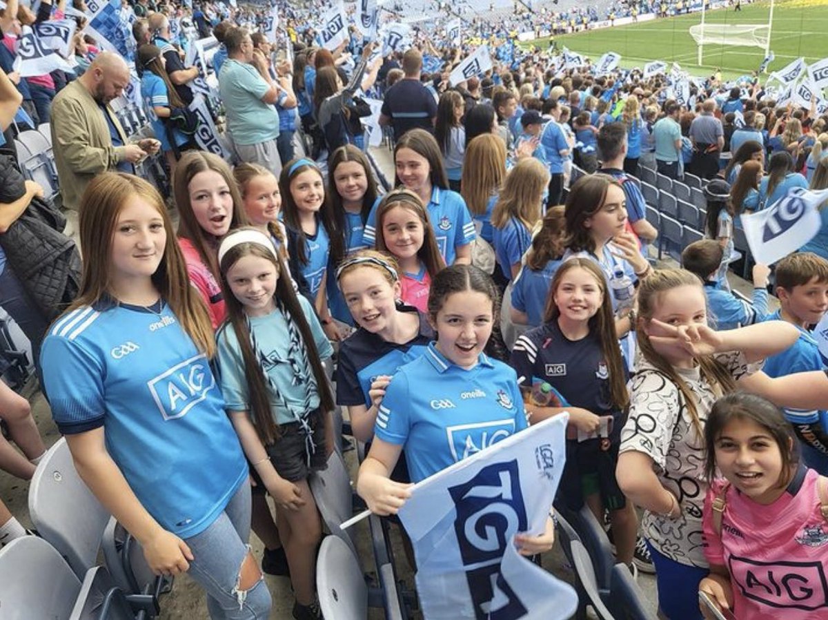 OTooles_GAC's tweet photo. SUPPORTING THE DUBLINS LADIES- Making memories 💙💚
#larriers #larriersforlife #UpTheDubs #COYGIB #Champions https://t.co/wSTupgo9IZ