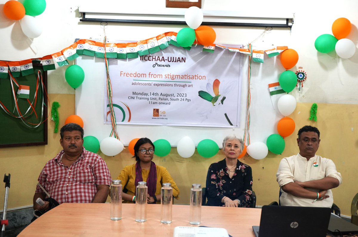 cini_india's tweet image. #Freedom  from #stigmatisation" Pre-#IndependenceDay  celebration by the children of Ujjan and IICCHAA with Dr Eliana Riggio, Advisor-CINI Governing Body &amp;amp; CRC, Mr Meghendra Banerjee, COP-CINI and eminent painters at CINI Training Unit (CCRC) today.