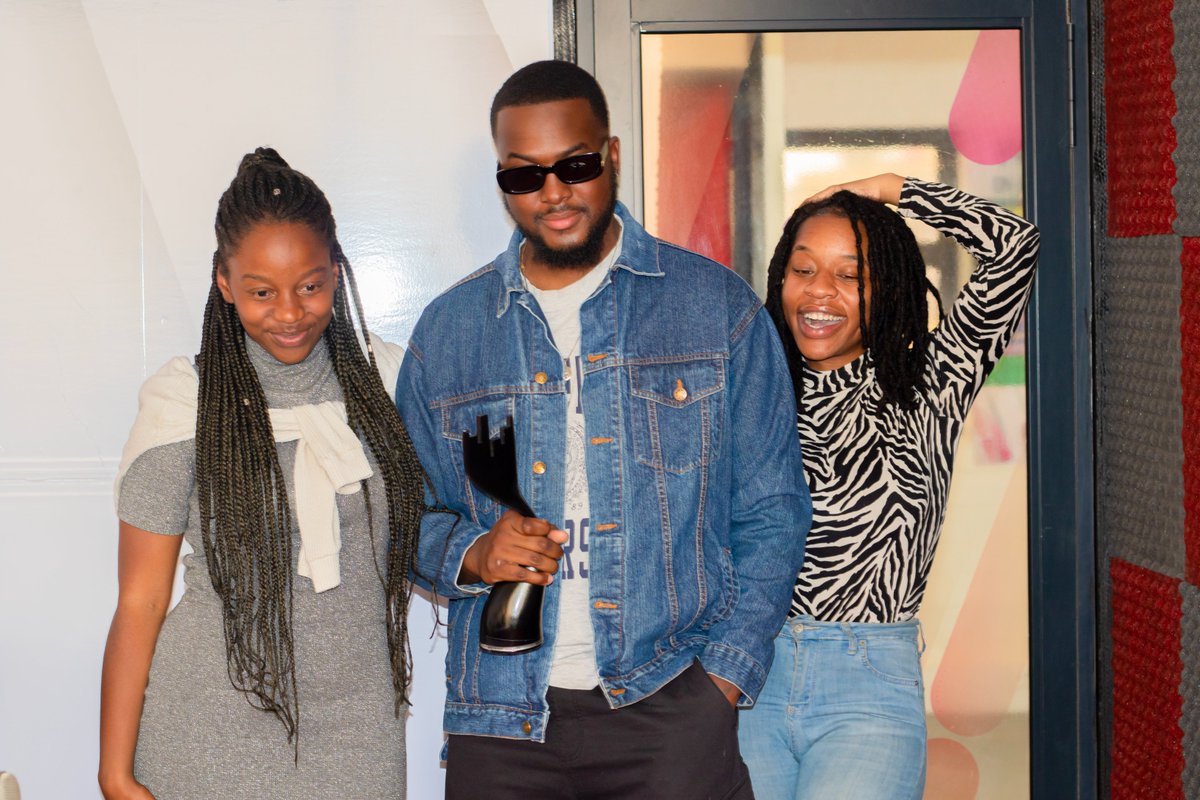 focusfm89's tweet image. A big shoutout to @iamwaters for making a special appearance at the FocusFM studio - we had an absolute blast! ❤️❤️

#radiointerview #ebiz #entertainment #music #showbiz #showbusiness #awards #accolades #waters #namibia #windhoek #focusfm