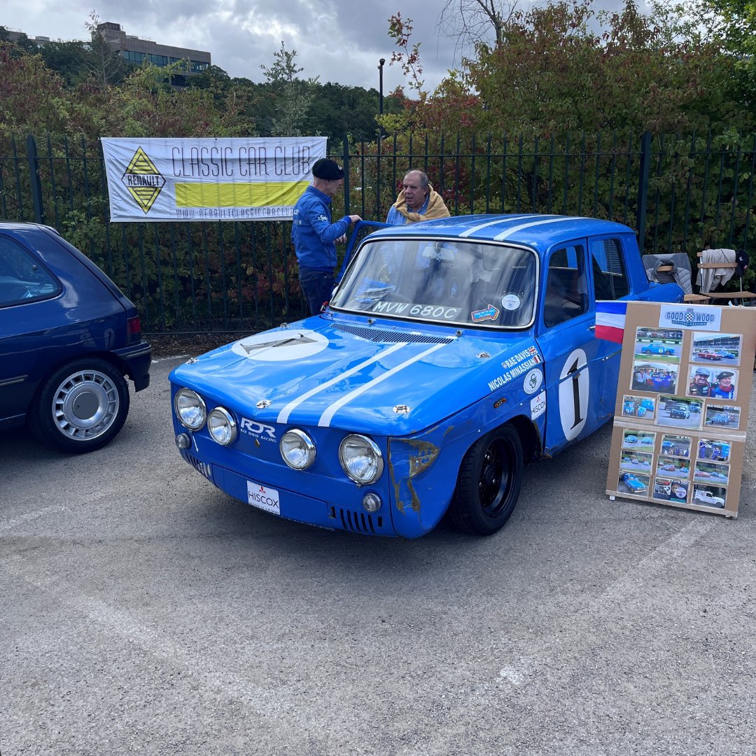We had an amazing time at French Day yesterday! 

What were your highlights of the day? 

We loved getting the French Cars out of the collection ... and running the baby Bugatti up Test Hill! 😍