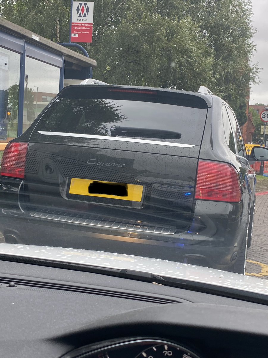 The drive of this car came up with all kinds of excuses for not being able to show officers the insurance policy. Officers even gave the use of their personal hotspot. Still no policy. It’s astonishing to see drivers of such nice cars drive with no insurance. #haveinsurance MM