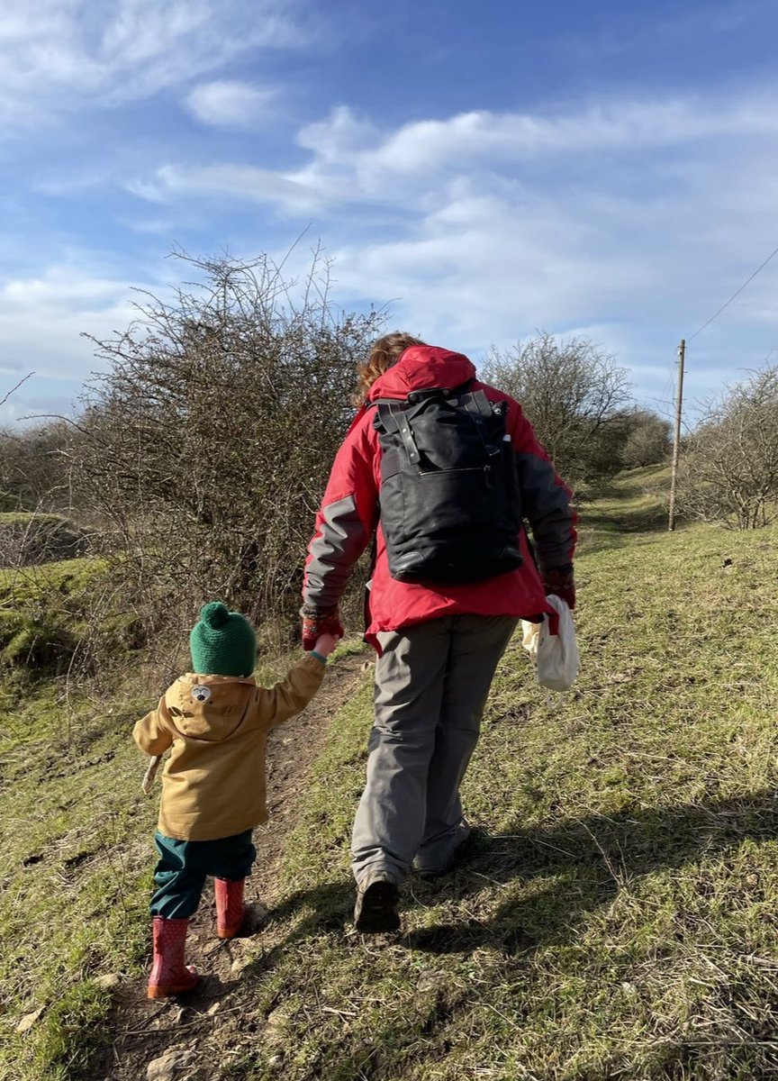 gooutsideuk's tweet photo. simply head out for a walk! Use our app to discover some new places or pop to one of Gloucestershires amazing parks and green spaces to get your fix. Send in your pictures and win a GO goody bag! #GloucesterSummerChallenge #Week4 https://t.co/eCuFw2MIJR