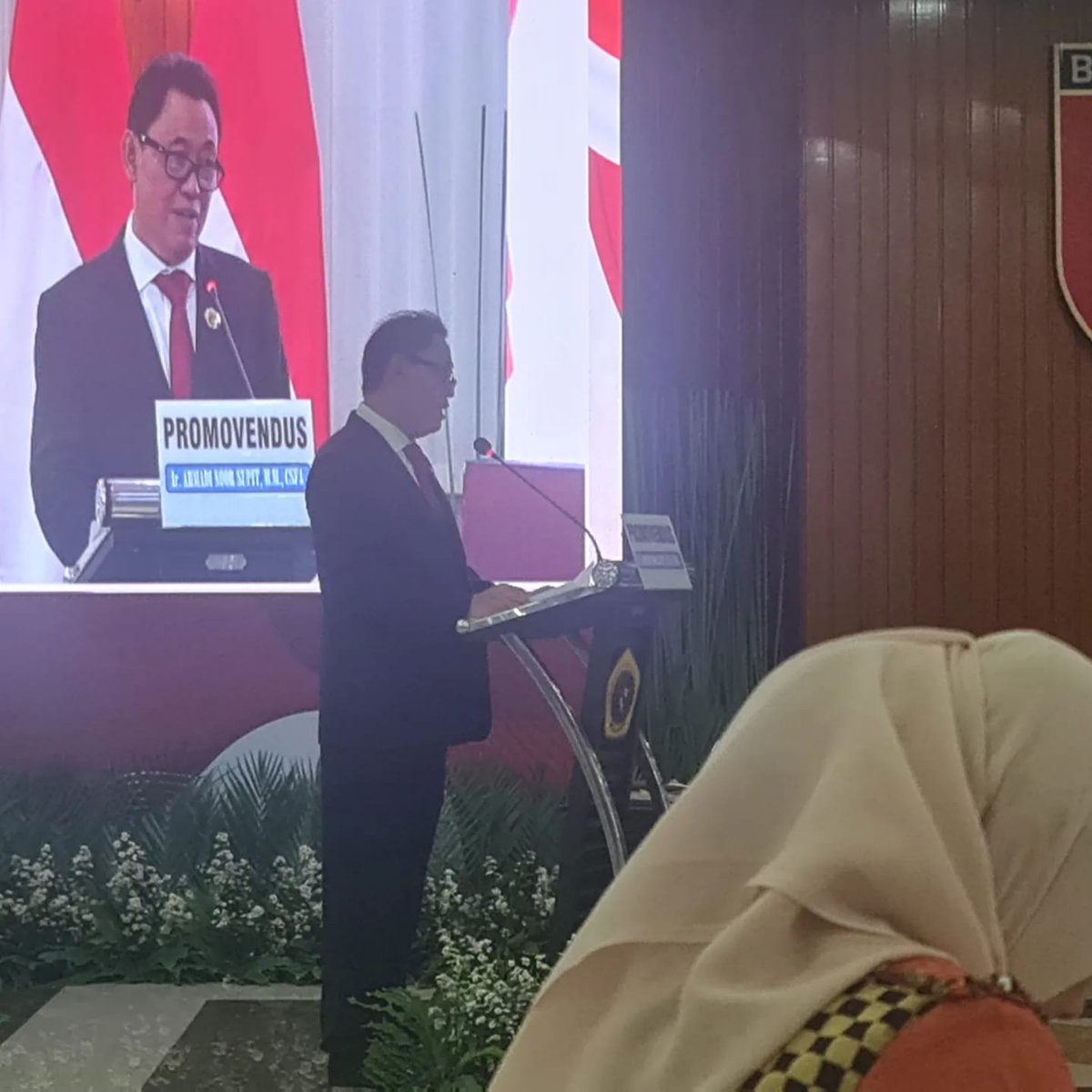 kangagun's tweet photo. Sidang Promosi Doktor Ekonomi dari Universitas Merdeka Malang, Dr.Ahmadi Nur Supit, Ketum Depinas SOKSI  &amp; Anggota BPK RI.

#tiadaharitanpaaktifitas 
#goodpoliticalpartygovernance
#salamsukses5jari 
#kangagun https://t.co/Ny5H5OtK1R