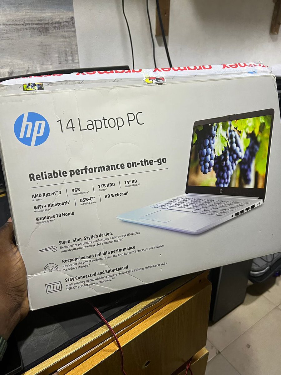 Adekolawole's tweet image. #Openedbox HP 14-dk1025wm -   Amd Ryzen 3-3300U Quad core/  4gig ddr4 ram/  1TB HDD  /Amd Radeon Vega Graphics/14inches FHD 1080p display -   140k