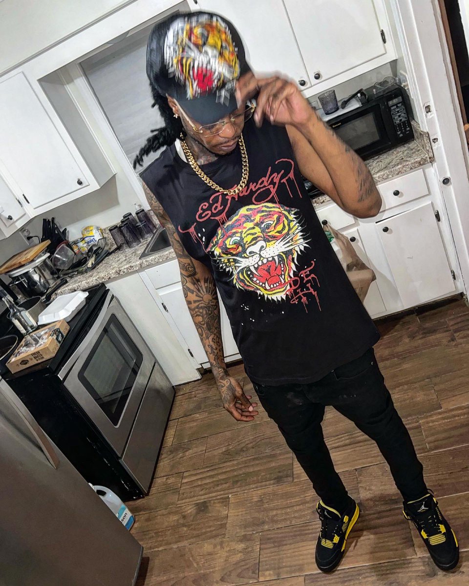 MEmpire21's tweet photo. G O O D T R A P P A https://t.co/5XpLZHo4G9