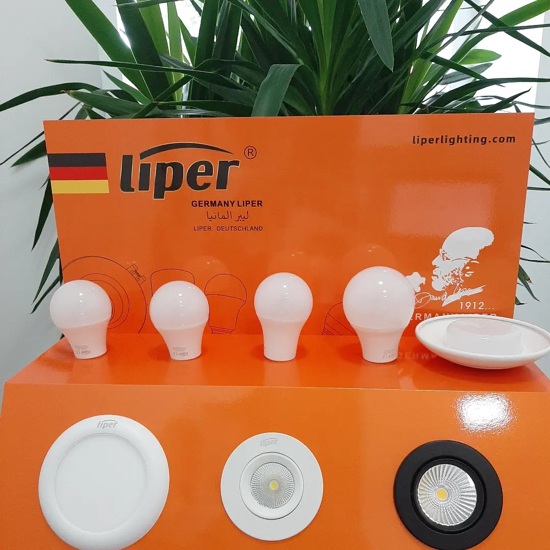 GermanyLiper's tweet photo. #liper #ledbulb #ceilinglight #downlight 📷📷📷 https://t.co/B5JvfzZc11
