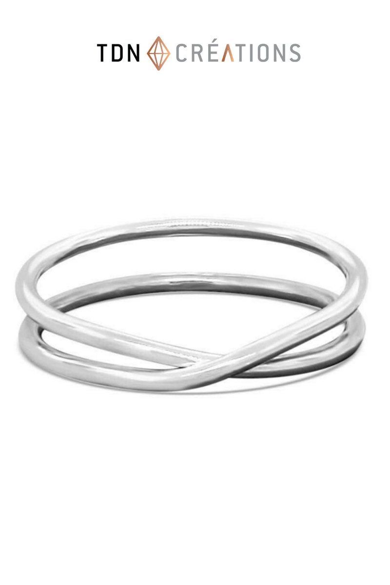 TDNCreations's tweet image. Make a promise, share a bond! 💍✨
This adorable ring is not just a promise ring, but also a perfect gift for your best friend or sister. Its simplicity and sweetness make it perfect for everyday wear! 💖 
tinyurl.com/4sbxs8wy

#TDNCreations #PromiseRing #JewelryGift