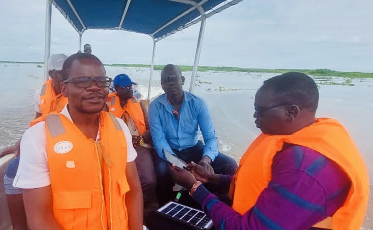 CareSouthSudan's tweet image. CARE with funding from ECHO took an 11 hour boat ride to the island of Biathagany with consortium partners ACF,SMC &amp;amp; IMC for a monitoring visit. CARE is providing lifesaving Health, WASH, Nutrition and Protection assistance in the hardest to reach areas in Twic East.