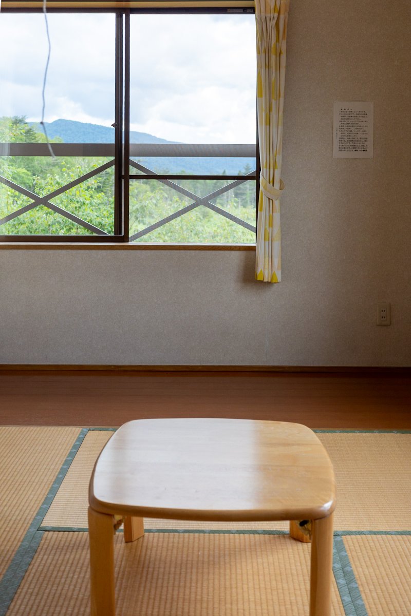 jun1974_'s tweet photo. 温泉小屋のようす。
赤色の温泉が良い感じ https://t.co/f1OQssqYDR