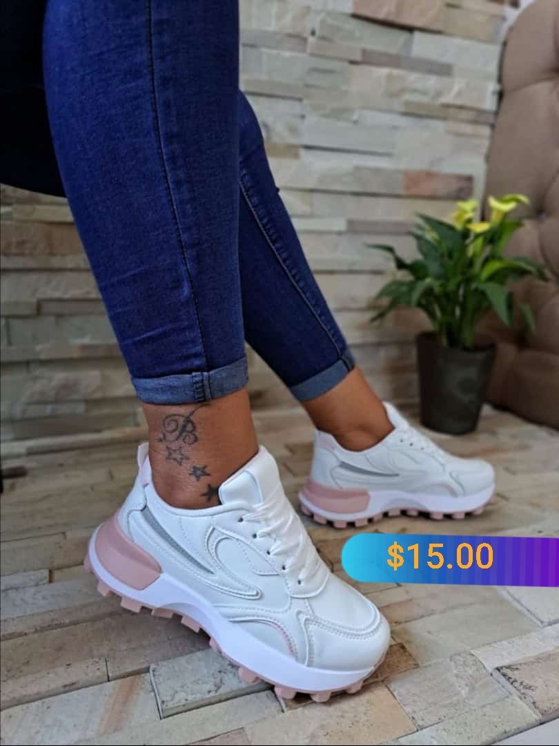 zimbabwean01's tweet photo. @daddyhope Inbox for contacts . UNISEX SNEAKERS $15 only https://t.co/1K5GXhp4PB