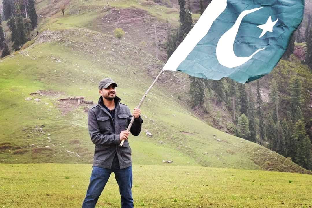azmatsoul's tweet photo. جو بھی ہے۔ دھرتی تو اپنی ہے
#HappyIndependenceDay 🤍💚
#Pakistan #Triptrails #azmatakbar https://t.co/2mhdXk8rfe