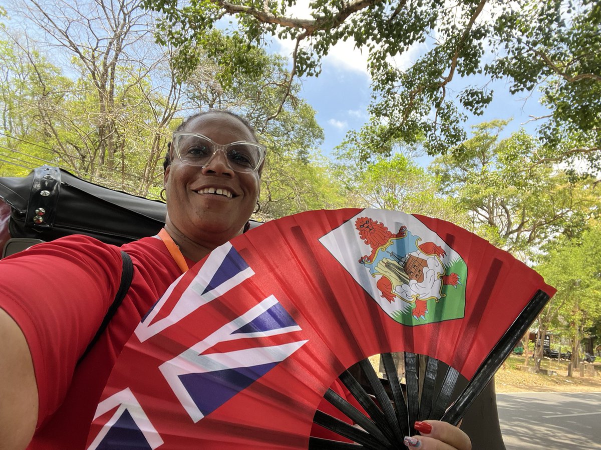 PuddasMaDee's tweet photo. Made it halfway up Lion’s Rock then “Fuck it mode” kicked in! My knee and my Achilles wouldn’t let me be great! Took a Tuk Tuk ride to see and elephant instead 🐘🇱🇰🛵 #toomanysteps #1236up #1236down https://t.co/uCm7PEzdsl