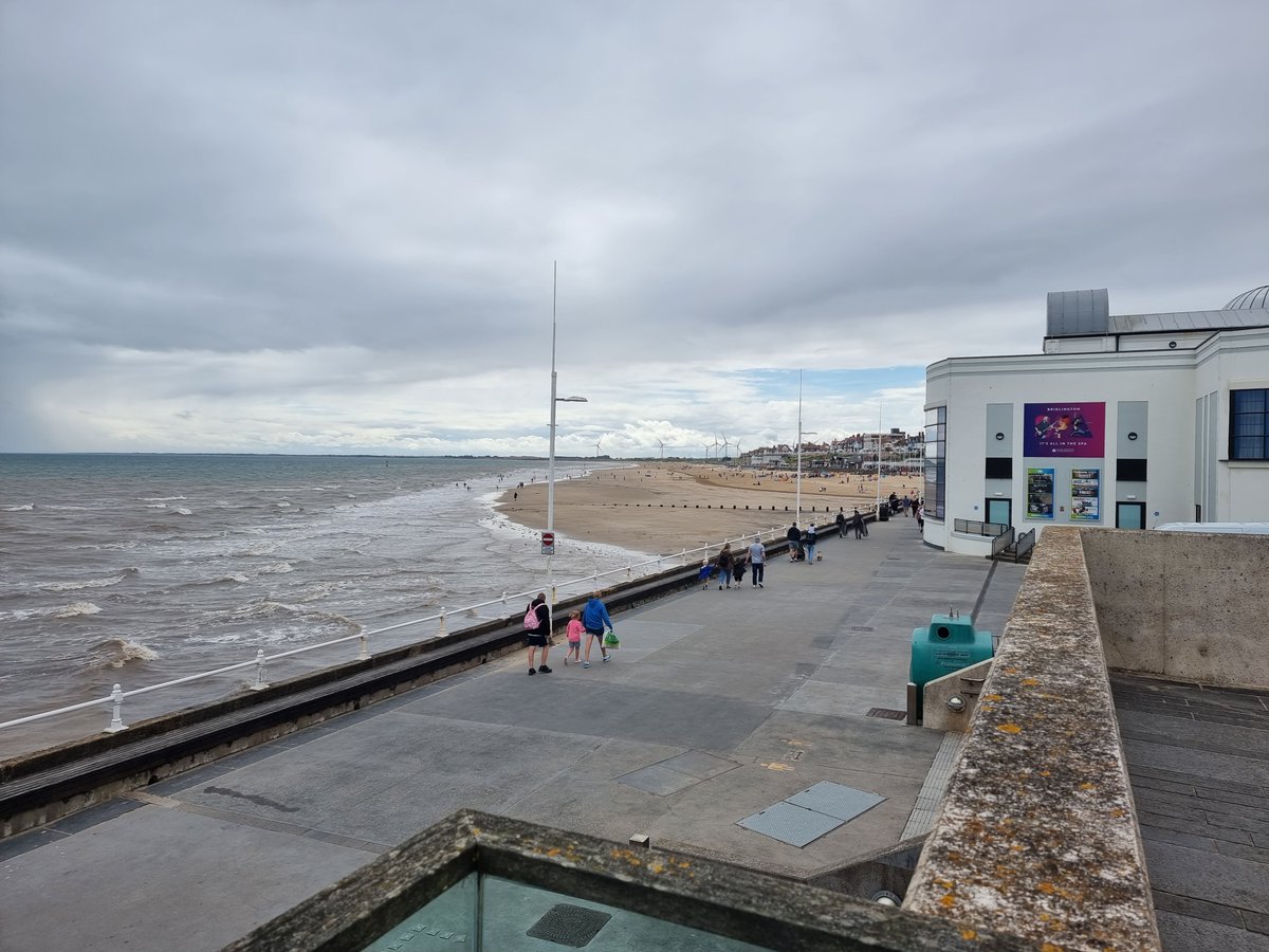 Matlax's tweet image. A great weekend working with @sinfoniavivauk on family shows in Pocklington and by the sea in Bridlington