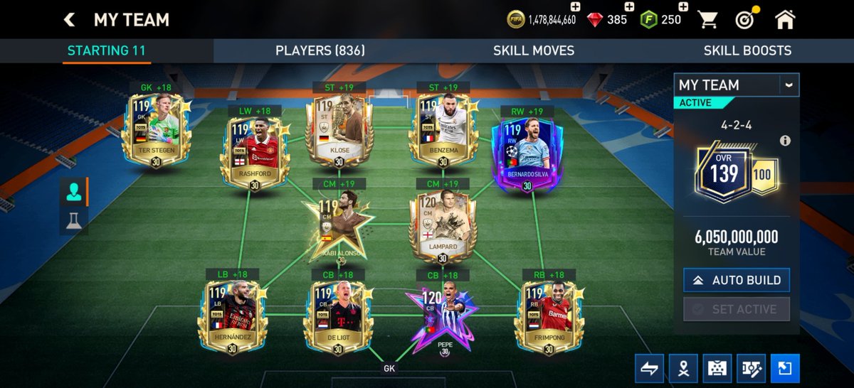 rash_fut's tweet photo. Pass and glitched UTOTS 🤭🤭 #FIFAMOBILE https://t.co/IQMr49ah57