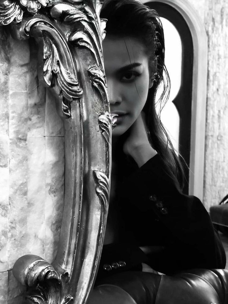 U T A R I. tweet media