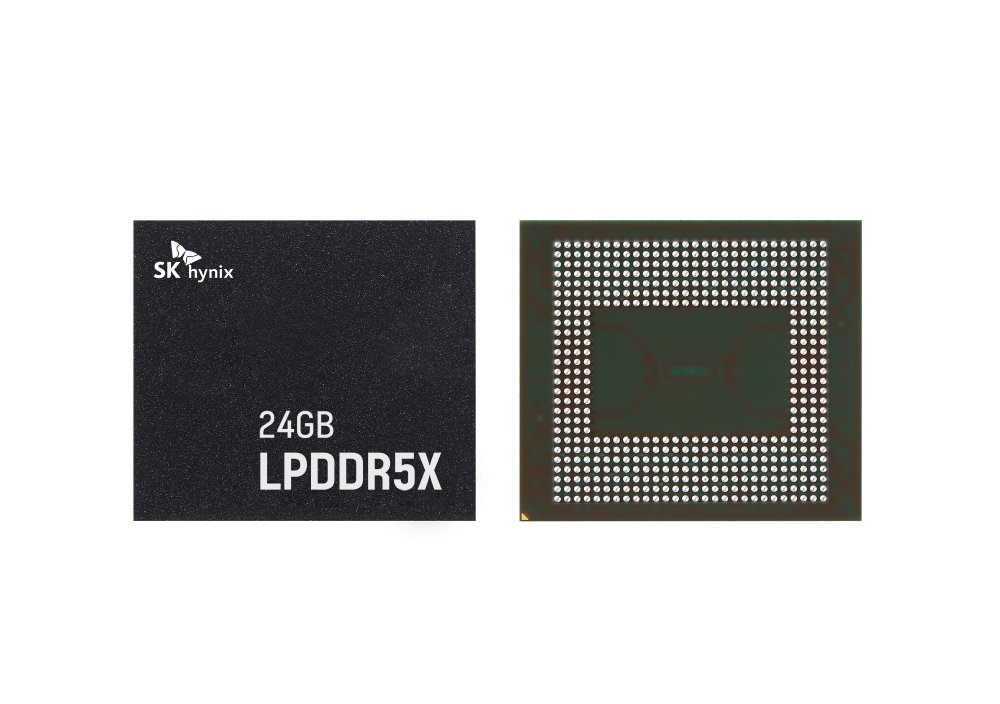 On Aug 11, @SKhynix announced that it has begun supplying the industry’s first 24 GB #LPDDR5X mobile DRAM package to its customers, following the mass production of LPDDR5X in November 2022. Read more: news.skhynix.com/sk-hynix-start… #SKhynix #LPDDR #DRAM #OPPO #24GB