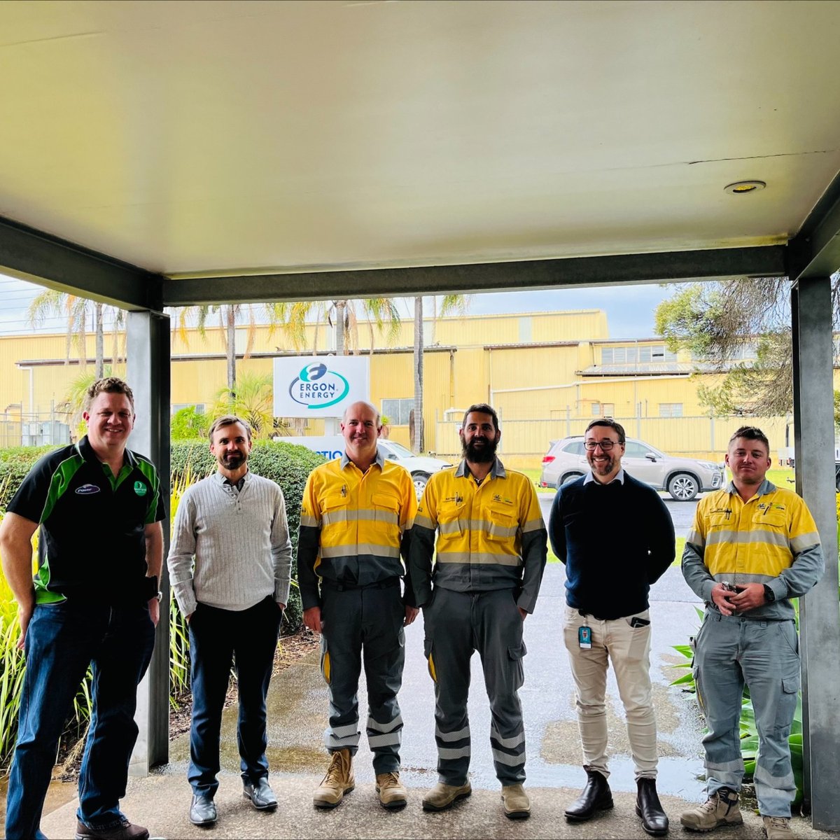 powerlinkqld's tweet photo. Powerlink's #Laboratory Services provide #oil and #insulation #testing services to customers across Australia and around the world.

The Laboratory team recently went on the road to visit our customers in the Southwest Region, Western Downs, Roma and Spring Gully to provide face-to-face training on oil testing and learn more about their operational needs.

Thanks to the teams at Combined Trades Group, Peter Rasmussen Electrical and @ErgonEnergy, @CSEnergyQld Kogan Creek Power Station and @Origin Energy's Roma Power Station, Condabri Integrated Operations Centre (IOC), Integrated Operations Center Spring Gully for the positive feedback that was provided.

#assets #insights #customerfirst #regional #queensland