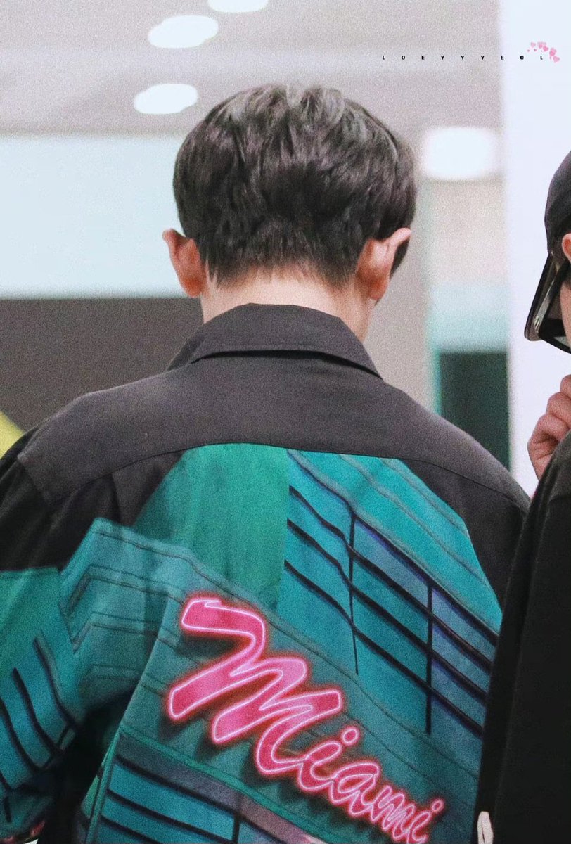 cyhourly's tweet photo. #CHANYEOL #찬열 https://t.co/oYsGMLYWjh