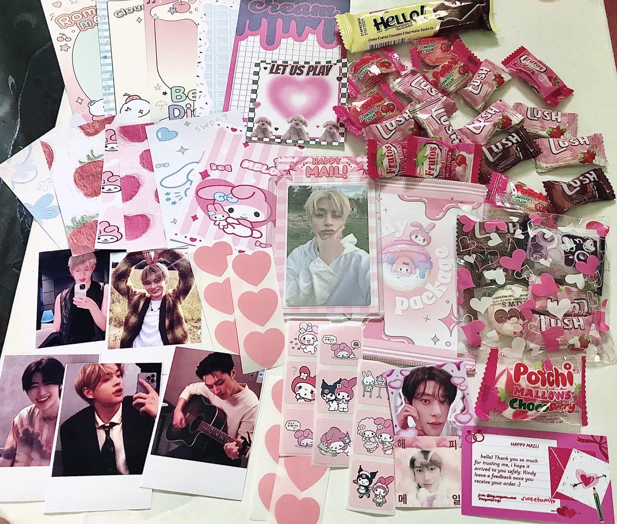 wonzukiyang's tweet photo. 💌: jake hoodie mail from @sweetumito ! 

thank you so much for packing jake safely. ang daming freebies omg T^T the transaction was fast and smooth, kinikilig ako potangina hindi na ko malulutang ulit inuwian na ko ni jake hoodie, i love u!! <33

#megumiproofs
#yangwonmails https://t.co/PXq3C6COZC