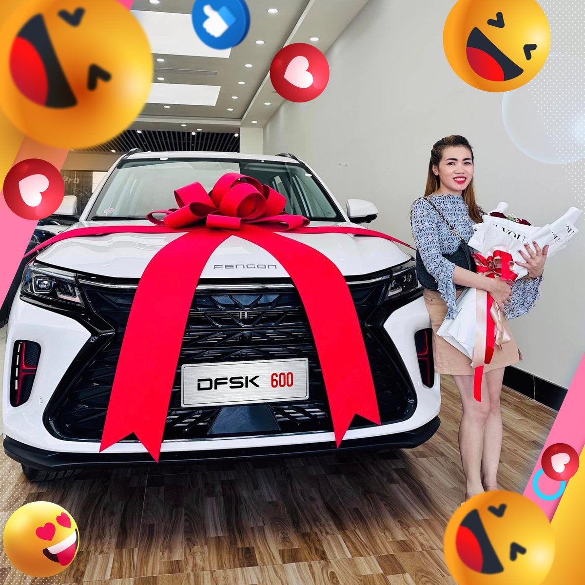DFSKOFFICIAL's tweet photo. Thanks for your choosing DFSK 600!
And welcome to our DFSK family!
📷via DFSK Fengon Cambodia
__
Further info: https://t.co/klOOt6xDsW
#DFSK600 #DFSK #DONGFENG #SUV #Vehicle #Motor #Auto https://t.co/AI7itqE9d5